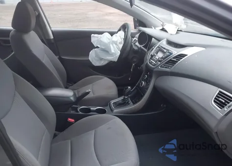 2016 Hyundai Elantra Se из США, поврежденный, VIN 5NPDH4AE5GH700587